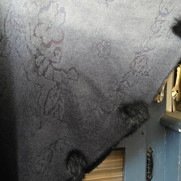 Sugar Ombre Gray Floral Poncho One Size Black Pom Pom Trim Flowy Brushed Cotton - Picture 5 of 9